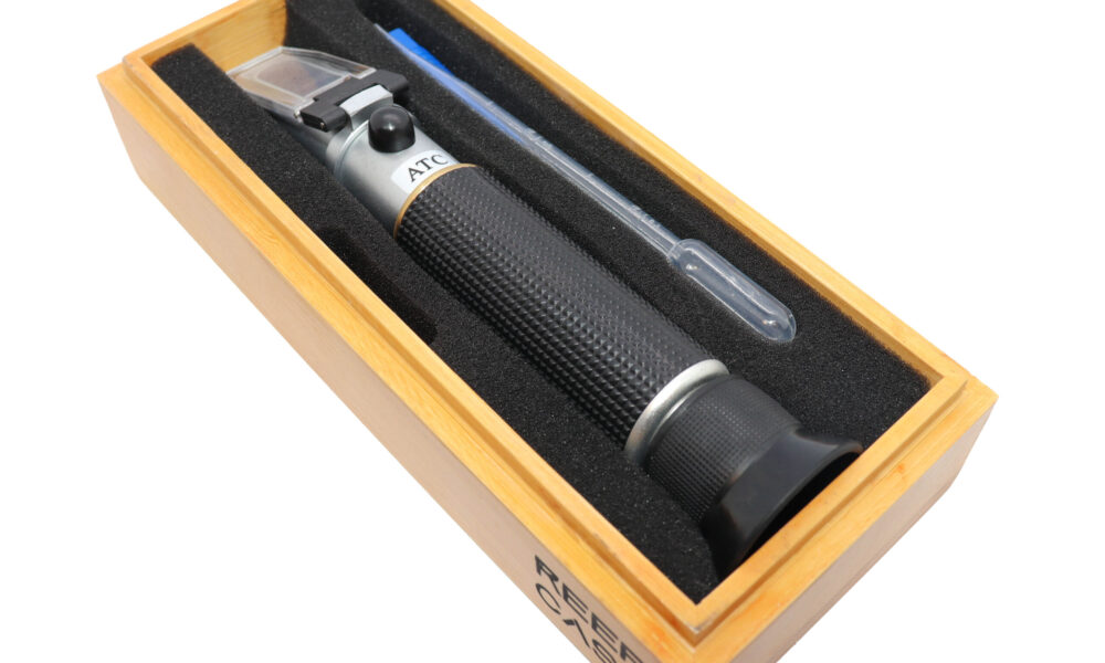 Refractometer With Wooden Box
