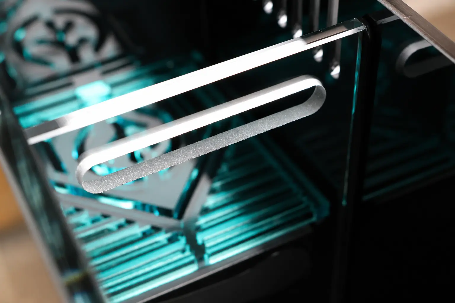 Glass safety cut out